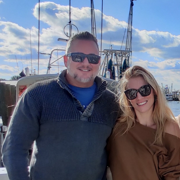 Profile Picture of Scott Taphorn (@scotttaphorn) on Poshmark