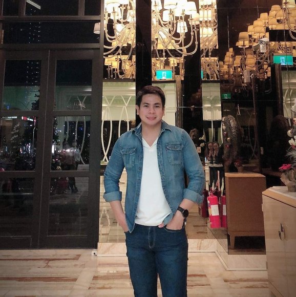 Profile Picture of Superden Superden (@hardechoes08) on Poshmark