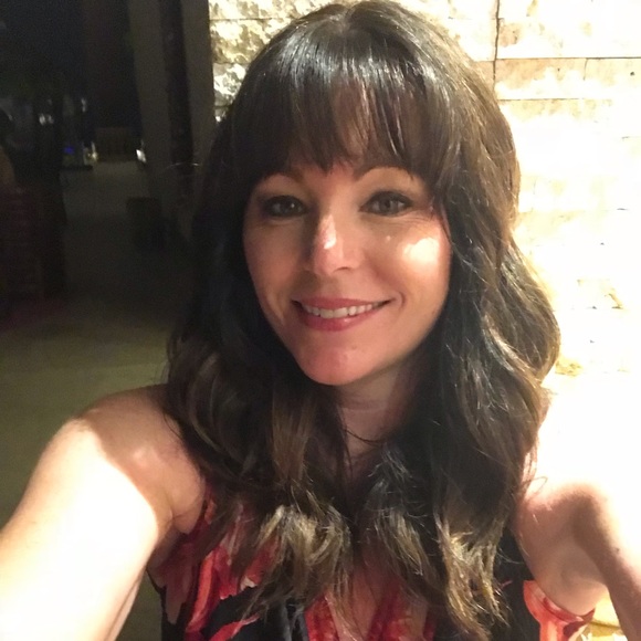 Profile Picture of Christine Lichtensteiger (@lichty2018) on Poshmark