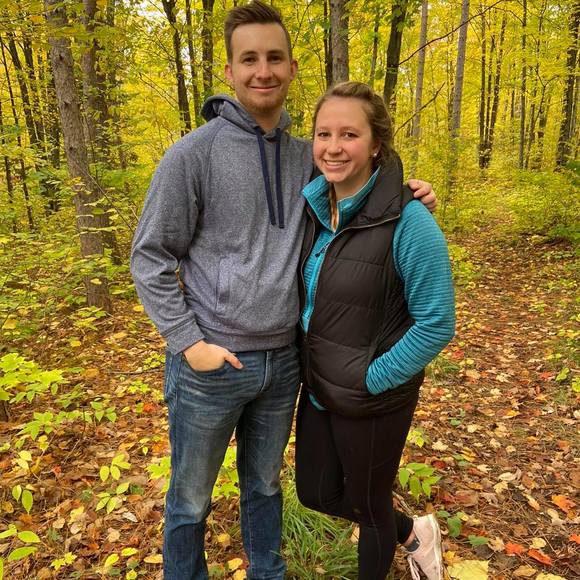 Profile Picture of Amy Klimowski (@amyklimowski) on Poshmark