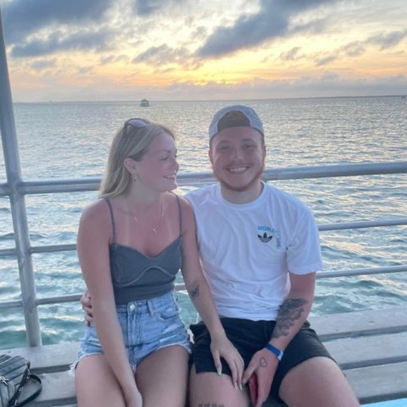 Profile Picture of Jacob Wethington (@jewethington11) on Poshmark