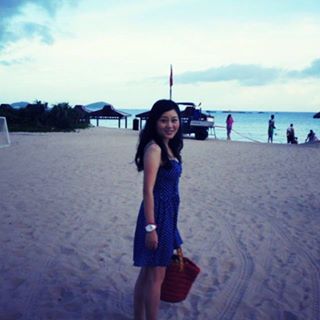 Profile Picture of Ada Zou (@vivi.zou.58) on Facebook