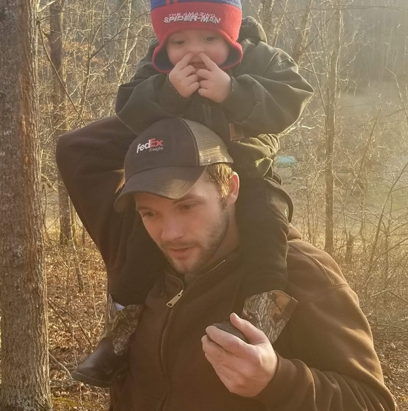 Profile Picture of Robert Brummett (@rbrummett25) on Poshmark