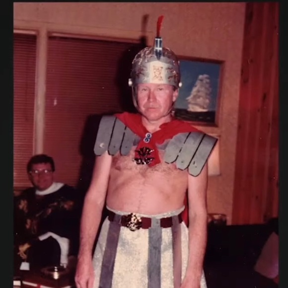 Profile Picture of Gauge Reavis (@greavis12) on Poshmark