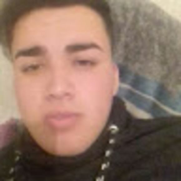 Profile Picture of Javier Chavez (@jholzzzz4) on Poshmark