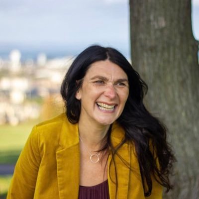 Profile Picture of Soulful Celebrant (@ediemoonbeam) on Twitter