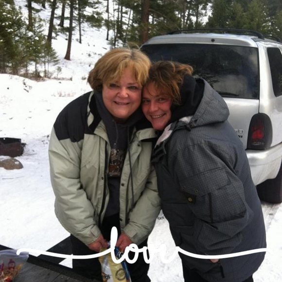 Profile Picture of Lori Harmon (@laharmon0622) on Poshmark