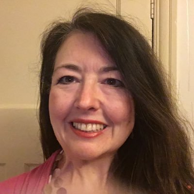 Profile Picture of Liz Makinson  🔶 (@LizMakinson) on Twitter