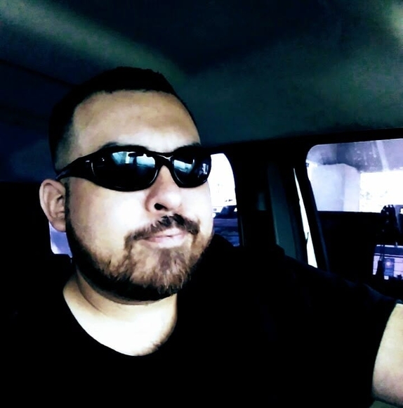 Profile Picture of Steven Hernandez (@sjhern12) on Poshmark