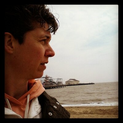 Profile Picture of Daniela Phillips (@@funnybutton15) on Twitter