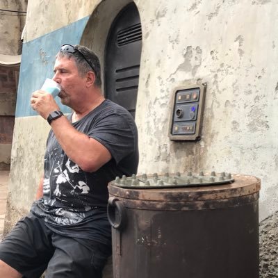Profile Picture of Jeff Dolan (@giraffeguy1962) on Twitter