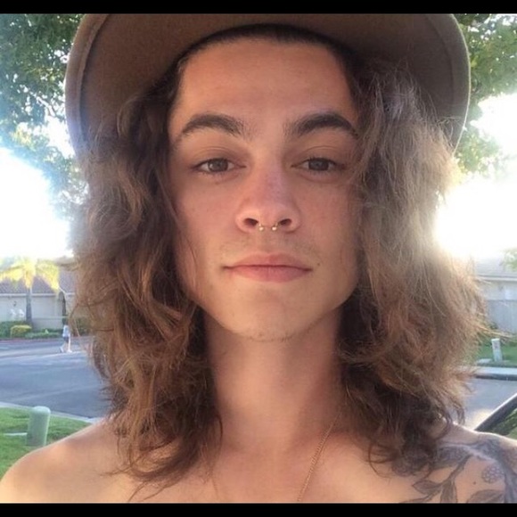 Profile Picture of Randy Cramer (@r99marie) on Poshmark