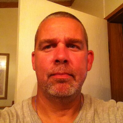 Profile Picture of Scott Bloomer (@scottyb0812) on Twitter
