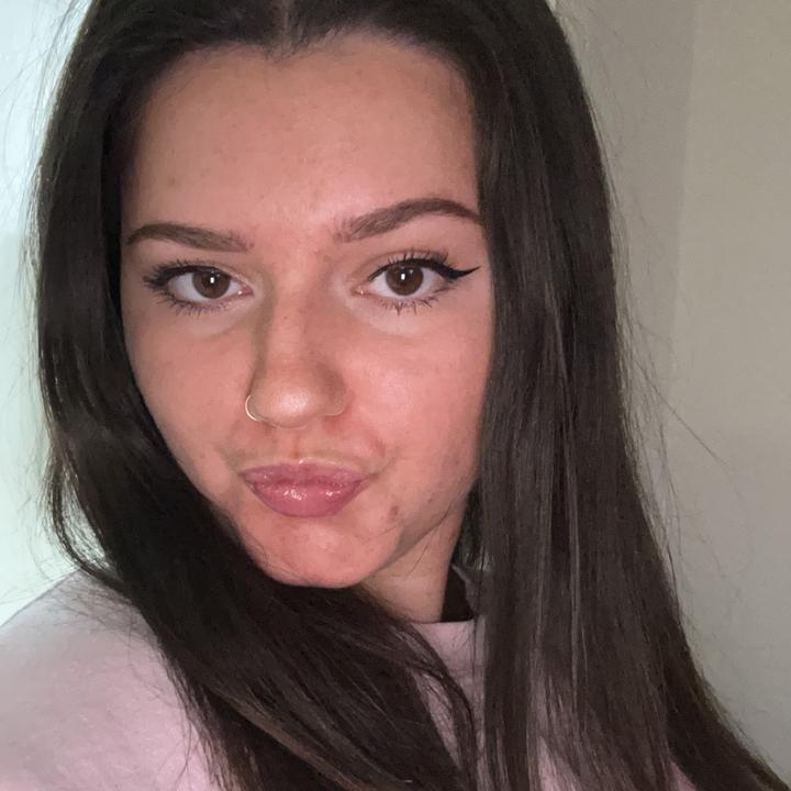 Profile Picture of gracesharp (@@gracescharp) on Tiktok