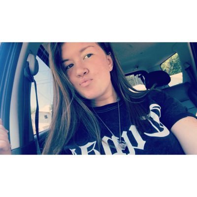 Profile Picture of Kaylaaa (@kaylastutts__) on Twitter