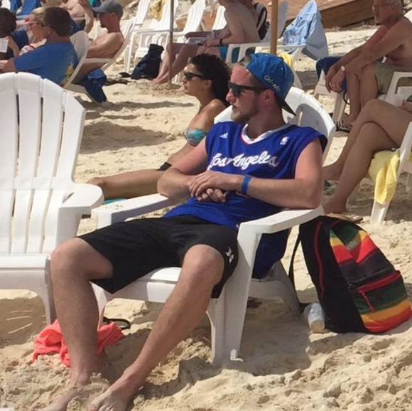 Joey Devaldes - Poshmark Profile Picture of Joey Devaldes (@jdevaldes) on Poshmark