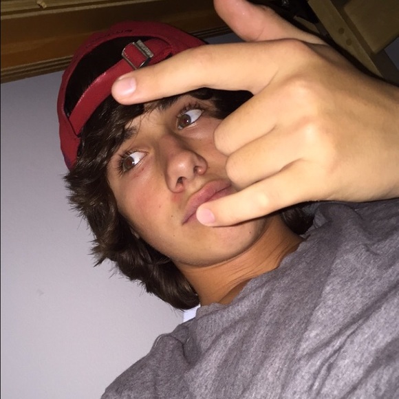 Profile Picture of Jacob Gillis (@jacobgillis) on Poshmark