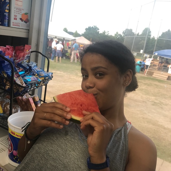 Profile Picture of Cayla Wilson (@caylawilson15) on Poshmark