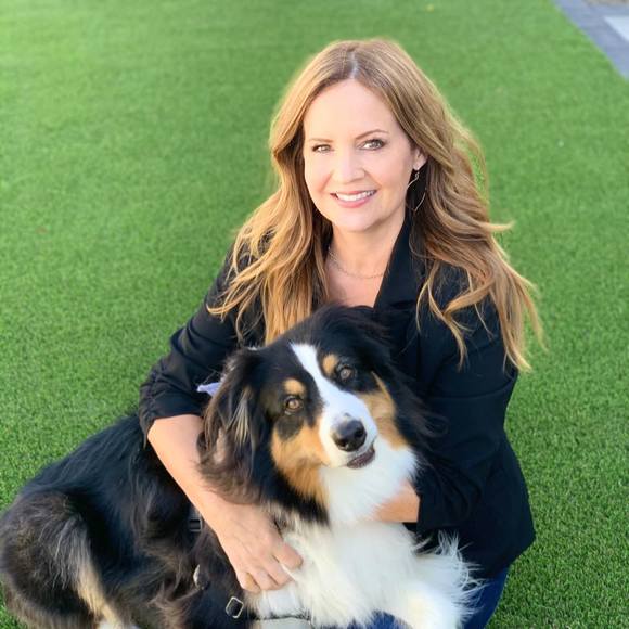 Profile Picture of Nancy sala Deushane (@nancydeushane) on Poshmark