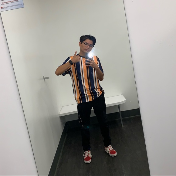 Profile Picture of Mike Hurtado (@mikehurtado712) on Poshmark