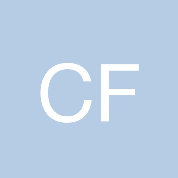 Profile Picture of Cassandra Fredrickson (@cassandrafre528) on Poshmark