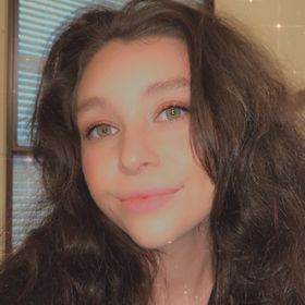 Profile Picture of Briana Wardle (@brianawardle2000) on Pinterest