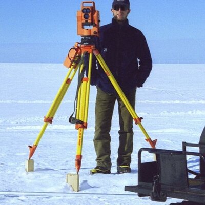 Profile Picture of Andy McGlashan (@AndyJMcG) on Twitter