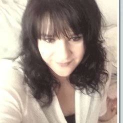 Profile Picture of Yolande Jacobs (@yolandenic247) on Twitter