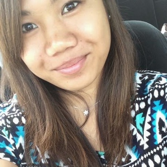 Profile Picture of Sherlaine Rivera (@xixisheh21) on Poshmark