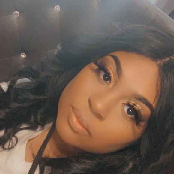 Profile Picture of Chablise Johnson (@chablise03) on Poshmark