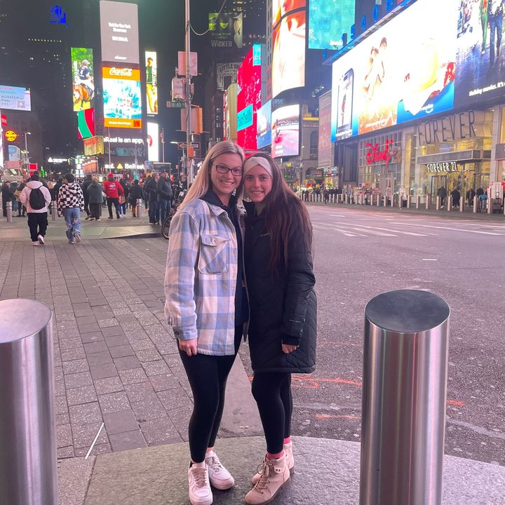 Profile Picture of Julia Larson (@julia.larson4) on Tiktok