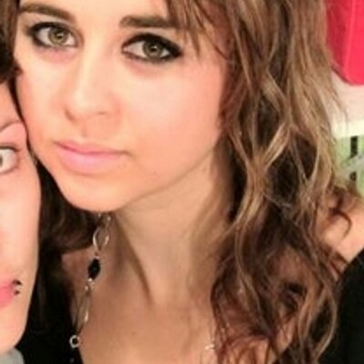 Profile Picture of Céline JULIEN (@celinejulien89) on Twitter