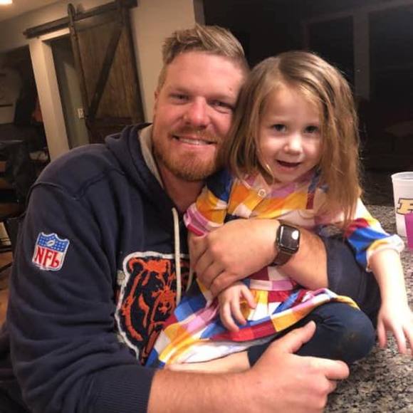 Profile Picture of Taylor Carlile (@carliletaylor) on Poshmark