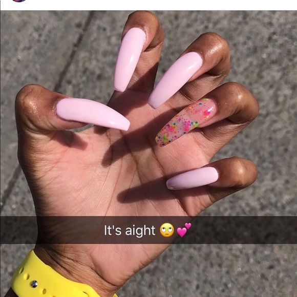 Profile Picture of Aaliyah Phillips (@sugglee) on Poshmark