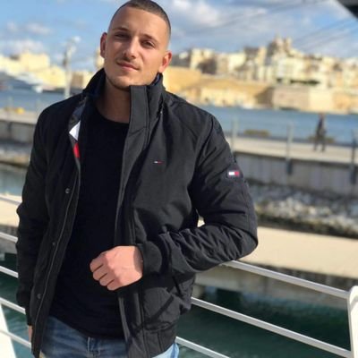 Profile Picture of Daniel Attard (@DanielAttard96) on Twitter