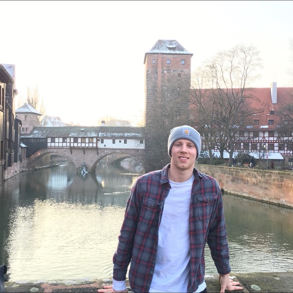 Profile Picture of Patrick Mccall (@patrickmcc14) on Poshmark