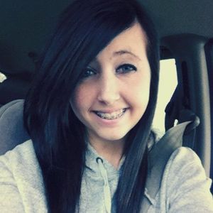 Profile Picture of Caitlin Boswell (@bxoxzz) on Myspace