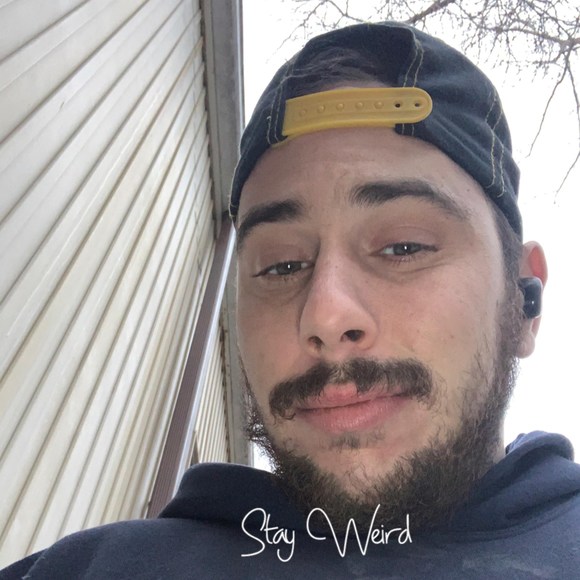 Profile Picture of A dot Knotts (@adot5150) on Poshmark