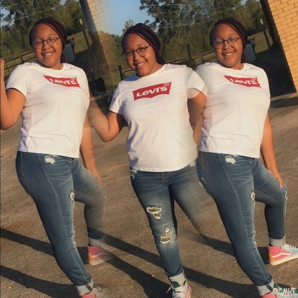 Profile Picture of Monaee Cochran (@moneybaby311) on Poshmark