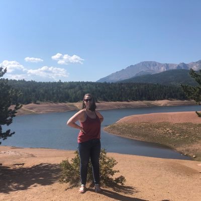 Profile Picture of Aubrey Quinn (@aubreyequinn) on Twitter