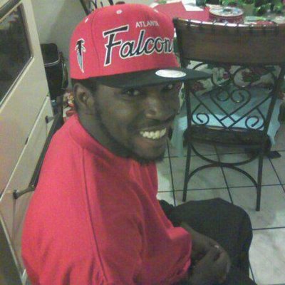 Profile Picture of Shot_DeadBy_BPD (@Help_Mike_Dozer) on Twitter