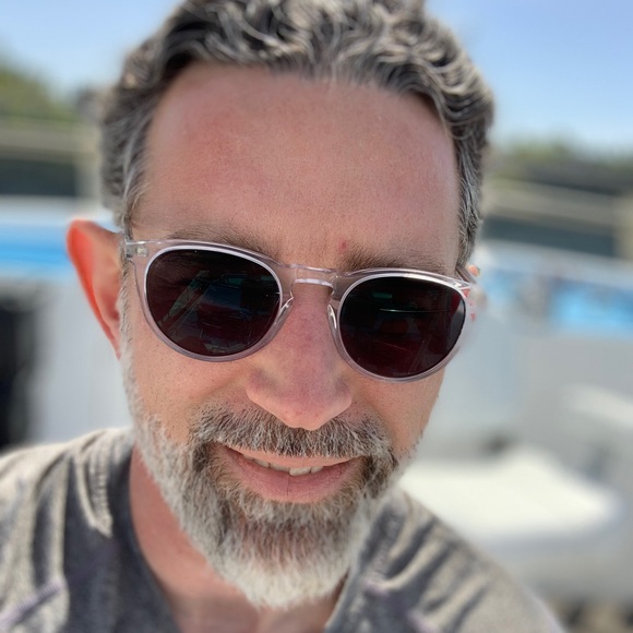 Profile Picture of Daniel Seliger (@swankboy) on Poshmark