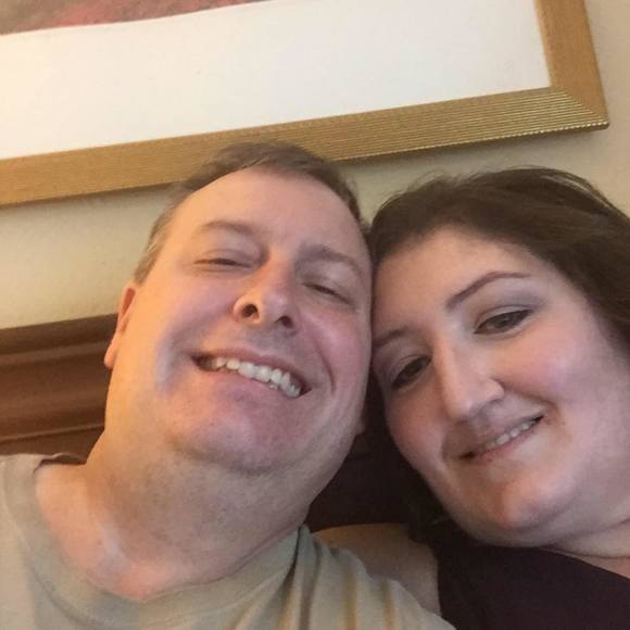 Profile Picture of Leeghann Duerkes (@sailorgal) on Poshmark