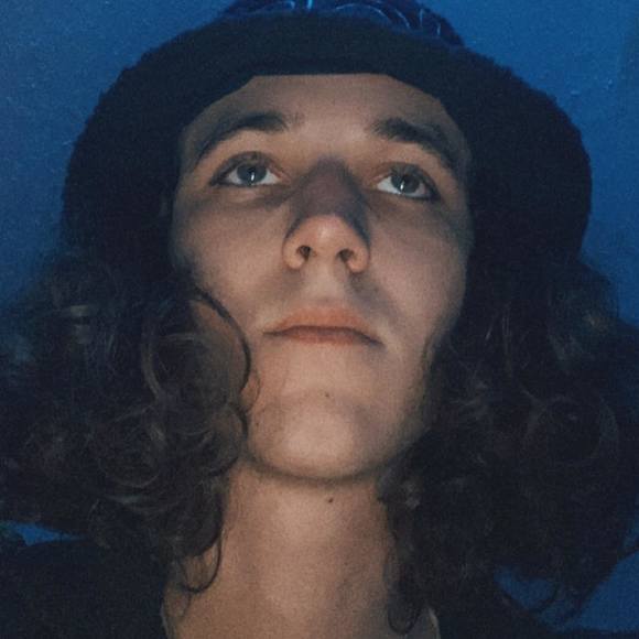 Profile Picture of Joseph Dobbs (@josephdobbs) on Poshmark