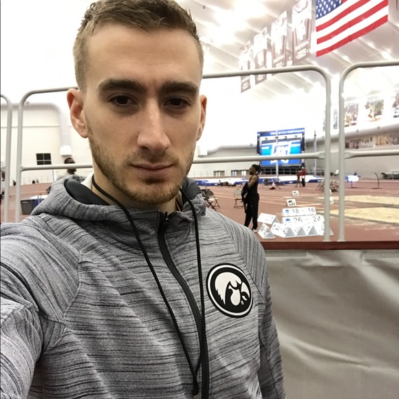 Profile Picture of Ethan Holmes (@eholmes0316) on Poshmark