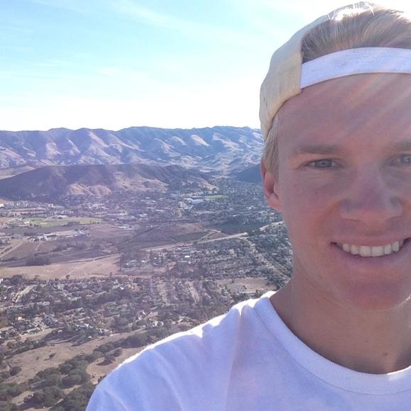 Profile Picture of John Hartshorne (@johnhartshorne) on Poshmark