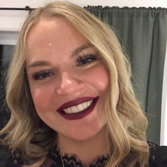 Profile Picture of Catherine Michaud (@cathmich) on Poshmark
