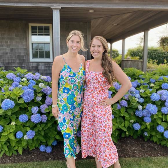 Profile Picture of Merill Hollander (@merillhollander) on Poshmark