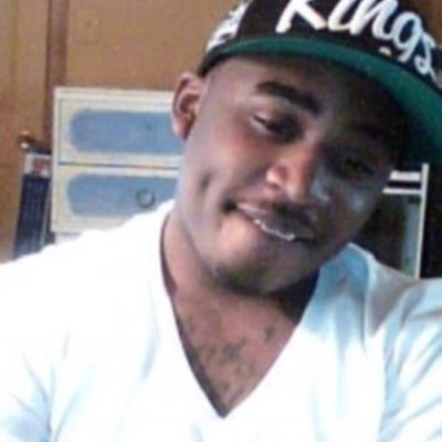 Profile Picture of LaFargue Mark (@10055xwll) on Twitter