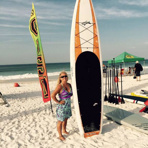 Profile Picture of Misty Ray (@mistyrgreen) on Poshmark